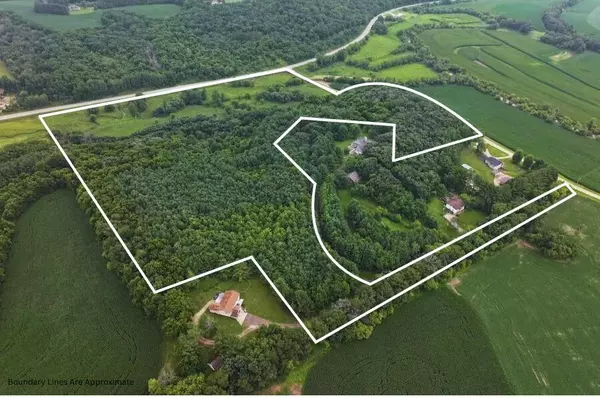 35 M/L Acres Crist Lane, Darlington, WI 53530