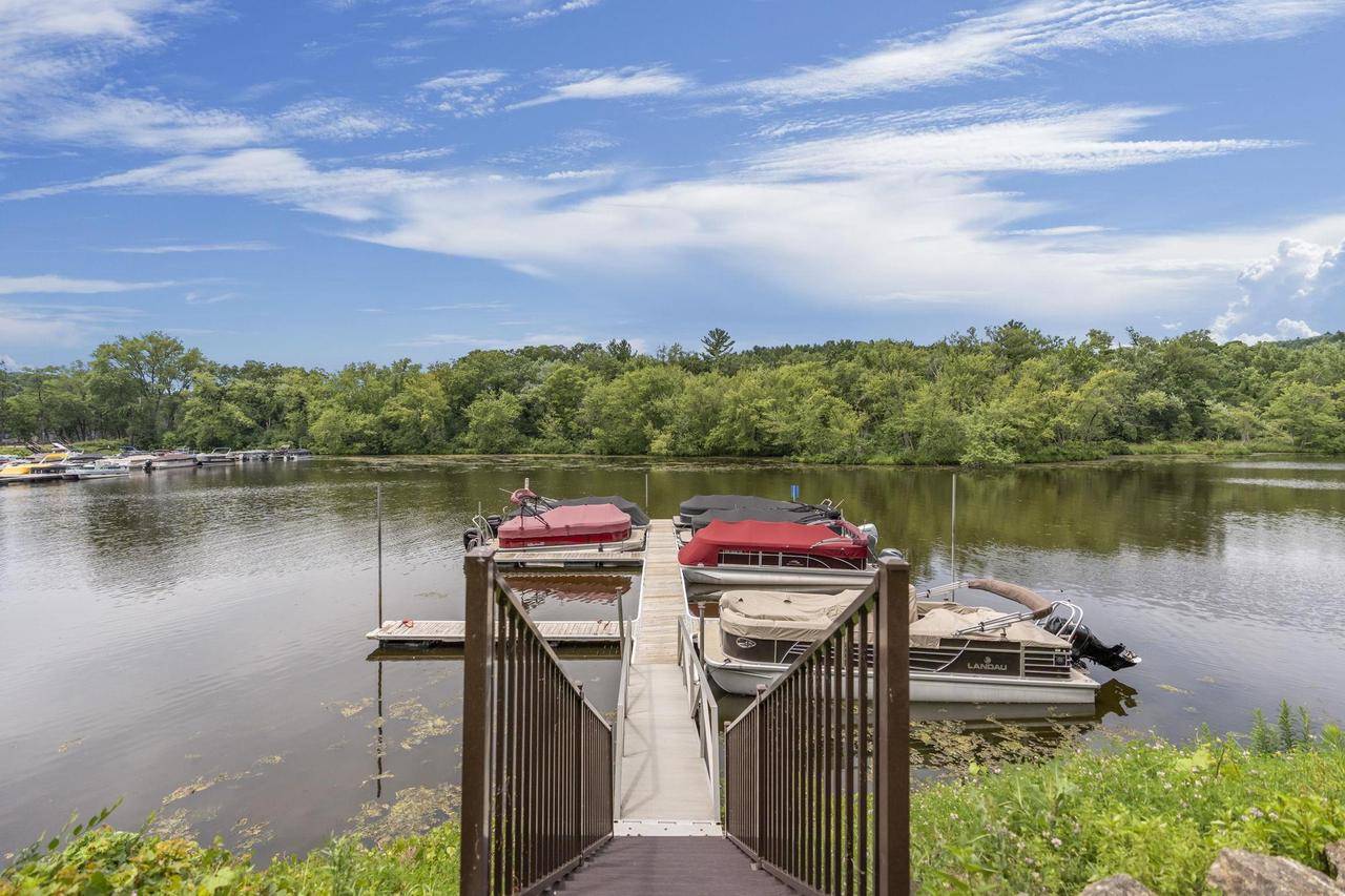 1137 River Road #410, Wisconsin Dells, WI 53965
