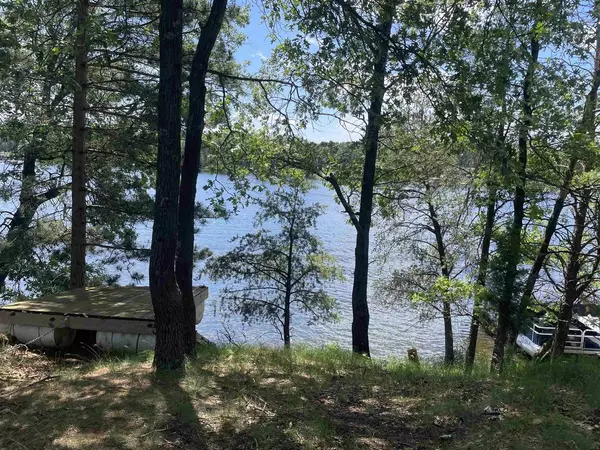 1097 S Archers Way, Nekoosa, WI 54457
