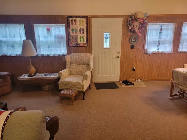 Cambridge, WI 53523,N4521 W Shore place Road