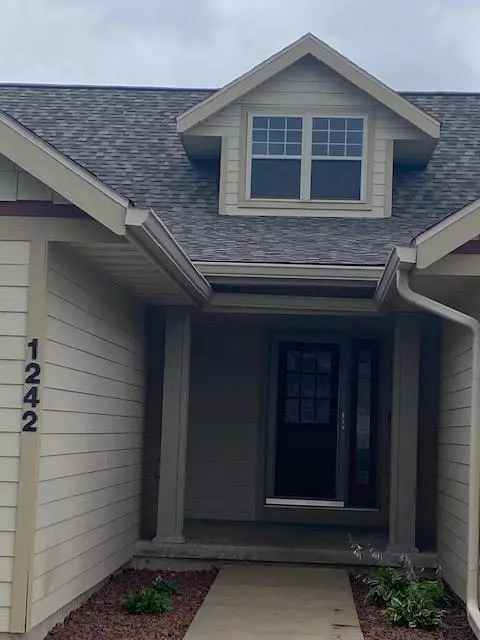 1242 School Street #10, Sun Prairie, WI 53590