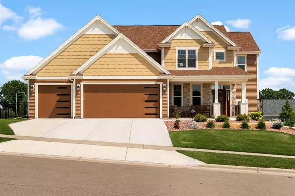 667 Ridge View Lane, Oregon, WI 53575