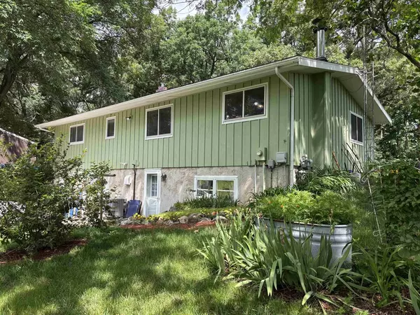 395 Country MM Road, Brooklyn, WI 53521