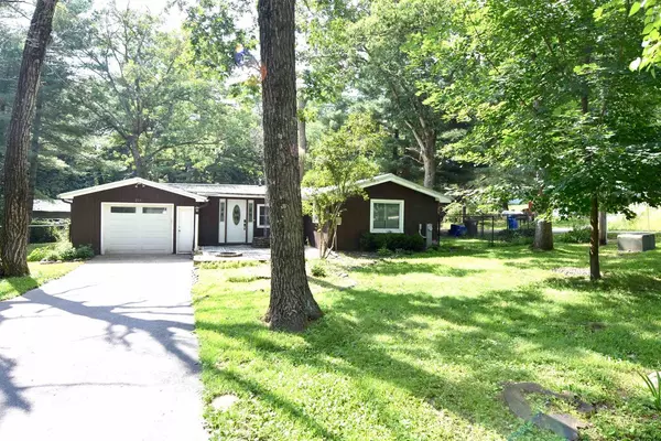 251 Indian Mound Street, Oxford, WI 53952