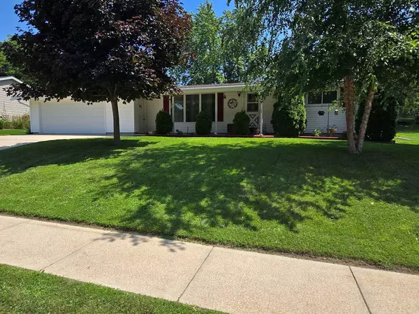 525 Mayparty Drive, Ripon, WI 54971