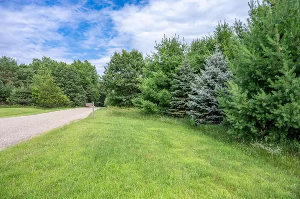 Oxford, WI 53952,1.55 AC Fish Court