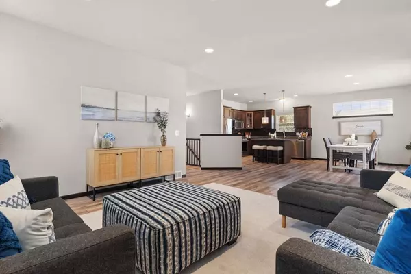 Verona, WI 53593,246 Blooming Leaf Way