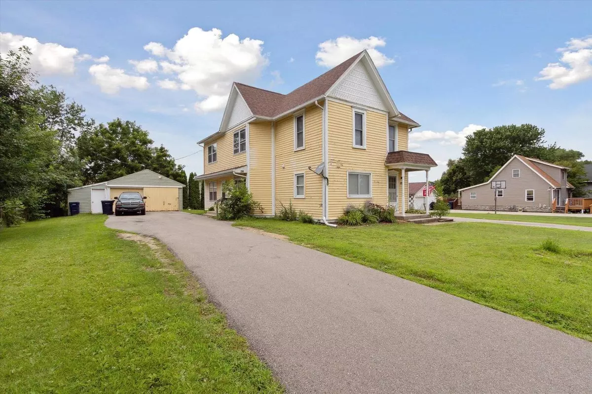 Janesville, WI 53546,152-154 Valley Drive