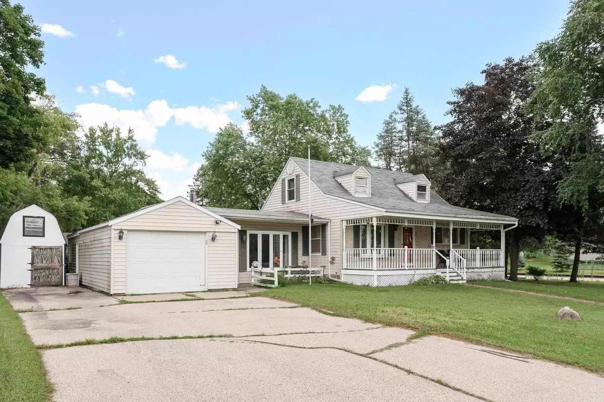 Palmyra, WI 53156,206 Burr Oak Street
