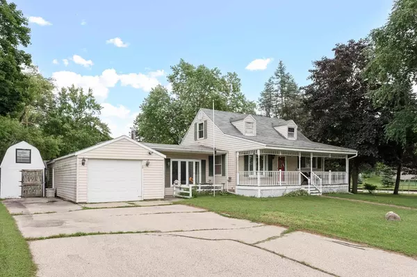 206 Burr Oak Street, Palmyra, WI 53156