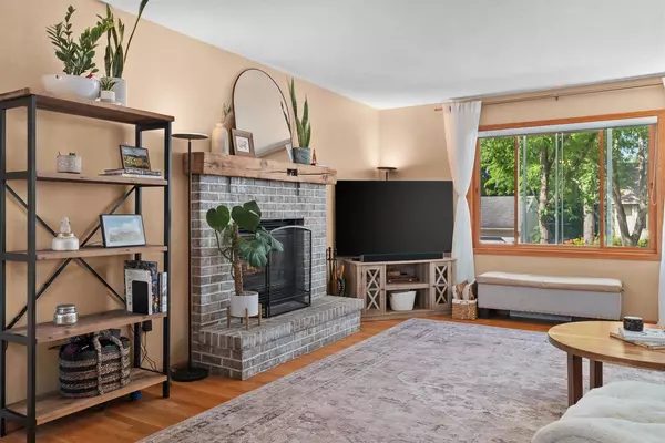 Madison, WI 53719,6213 Adobe Way