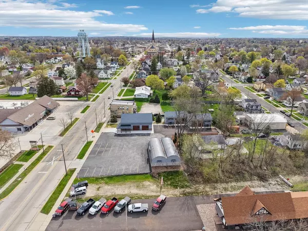 Watertown, WI 53094,717-723 W Main Street