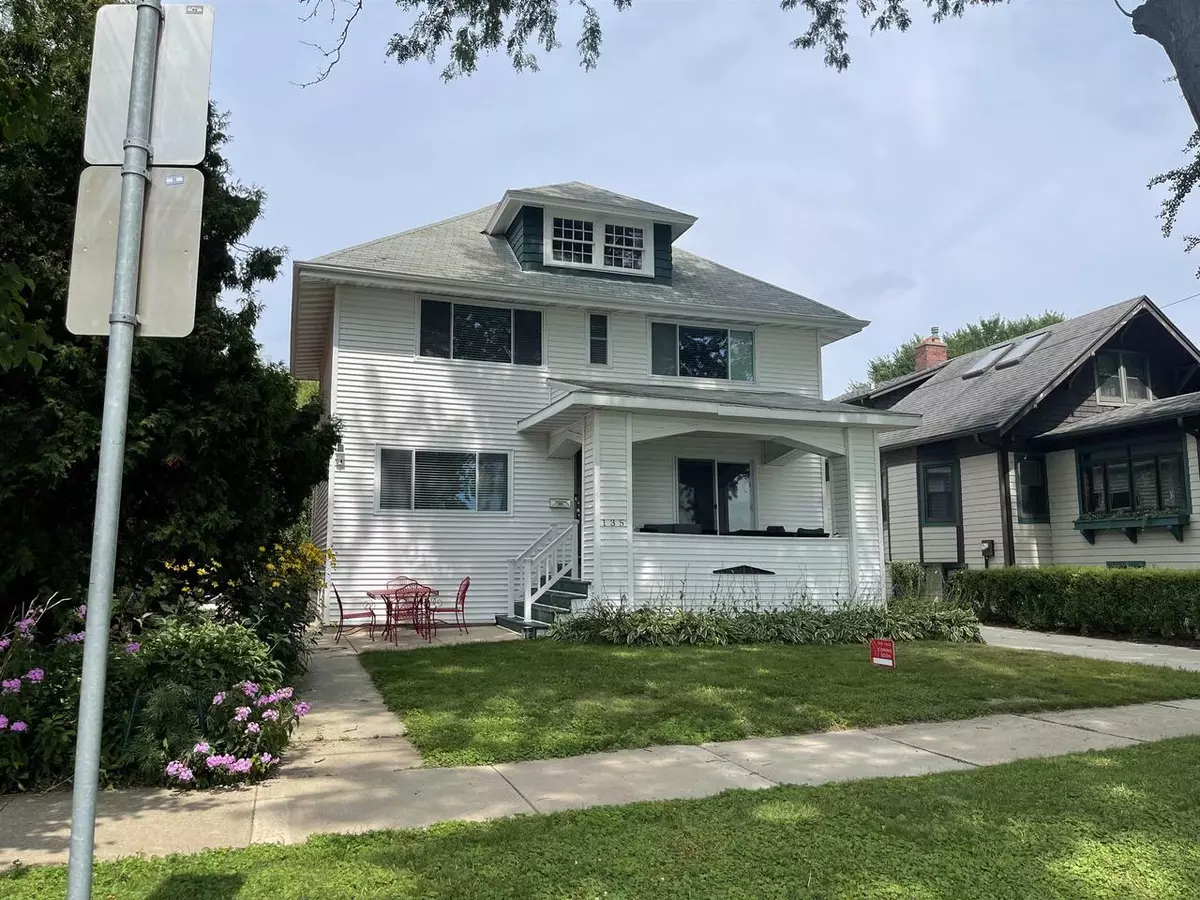 Madison, WI 53715,135 S Brittingham Place