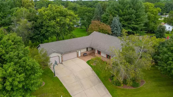 106 Wildwood Drive, Columbus, WI 53925