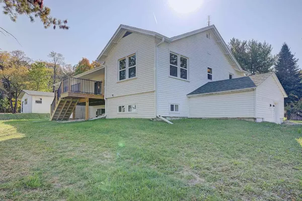 Baraboo, WI 53913,S5667 Old Lake Road
