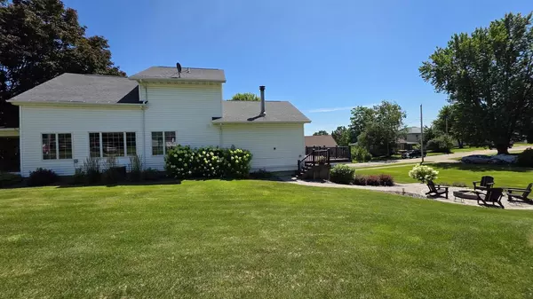 Lancaster, WI 53813,504 Beetown Road