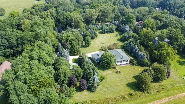 5011 Gilkeson Road, Waunakee, WI 53597
