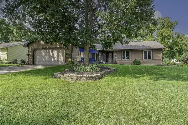 1534 Royal Oaks Drive, Janesville, WI 53548