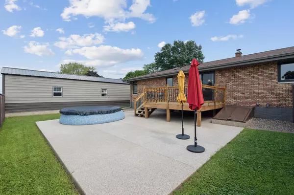 Hazel Green, WI 53811,1605 Harry Street