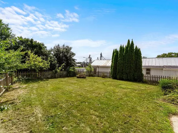 Howards Grove, WI 53083,1121 Millersville Avenue