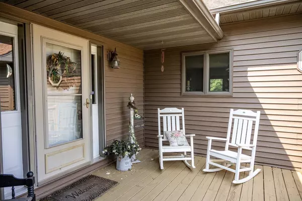 Necedah, WI 54646,W4838 28th Street