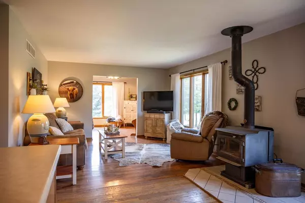 Necedah, WI 54646,W4838 28th Street