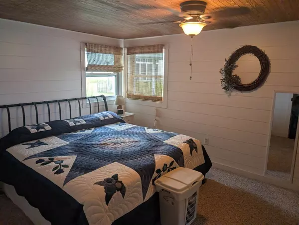 Montello, WI 53949,W151 N Shore Drive