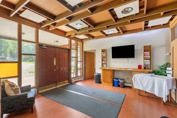 Madison, WI 53704,4301 Mandrake Road