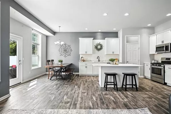 Waterloo, WI 53594,220 McKay Way
