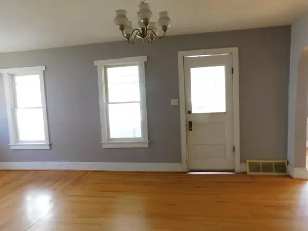 Neillsville, WI 54456,119 Clay Street