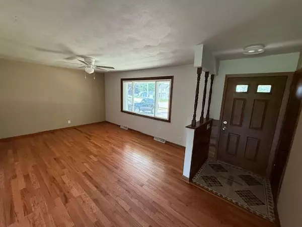 Clinton, WI 53525,517 Church Street