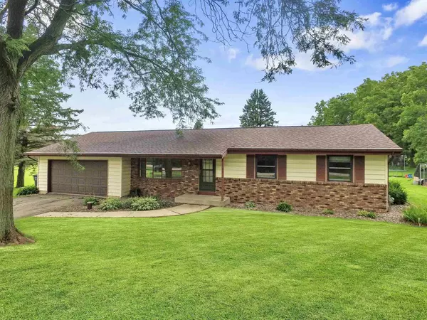 1280 Bowers Lake Road, Milton, WI 53563