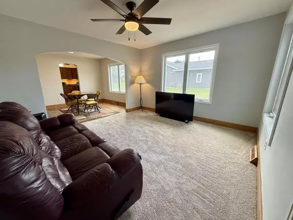 Dodgeville, WI 53533,211 E Chapel Street