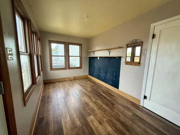 Dodgeville, WI 53533,211 E Chapel Street