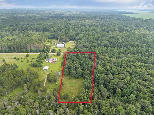 Hancock, WI 54943,3.02 Badger Drive