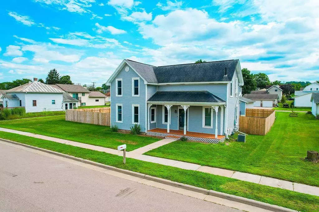 Bangor, WI 54614,1211 Bangor St. Street