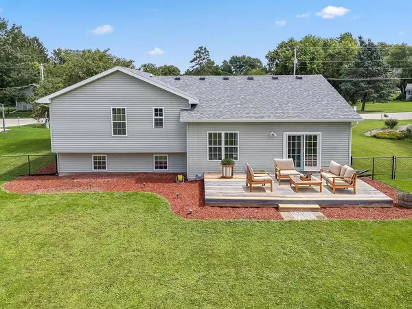 Deforest, WI 53532,7793 Clinton Road