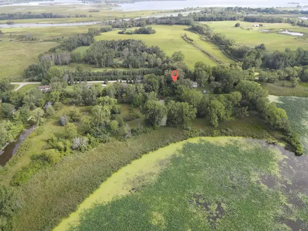 Omro, WI 54963,Rivermoor Road