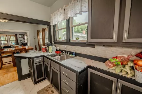 Mauston, WI 53948,120 W Milwaukee Street