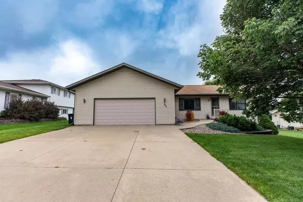 321 E Madison Street, Dodgeville, WI 53533