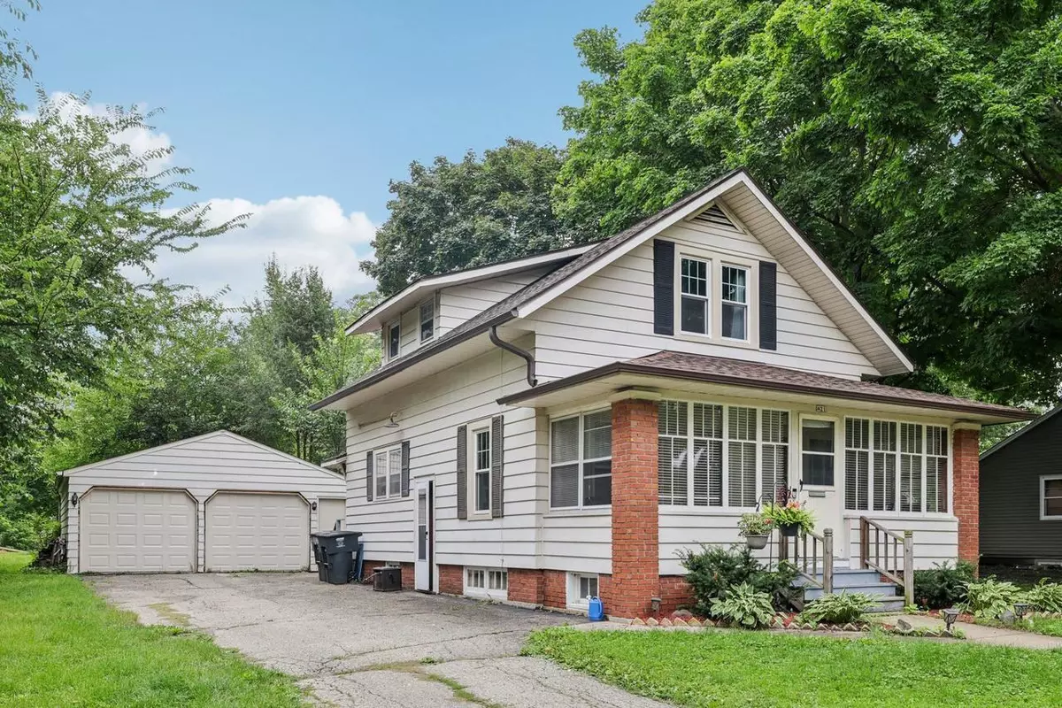 Whitewater, WI 53190,421 S Whiton Street