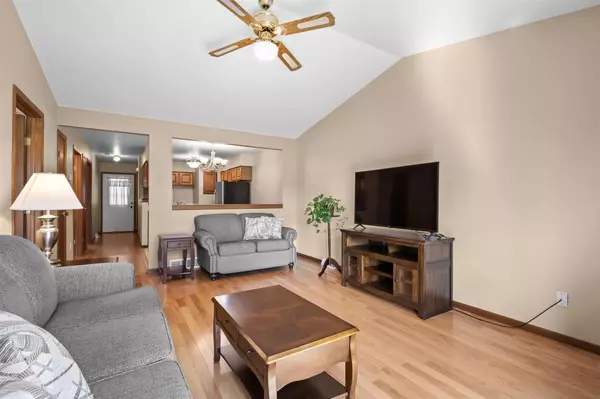 Ripon, WI 54971,683 Beechwood Court #2F