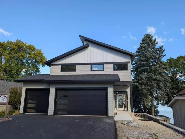 3228 Aalseth Lane, Stoughton, WI 53589