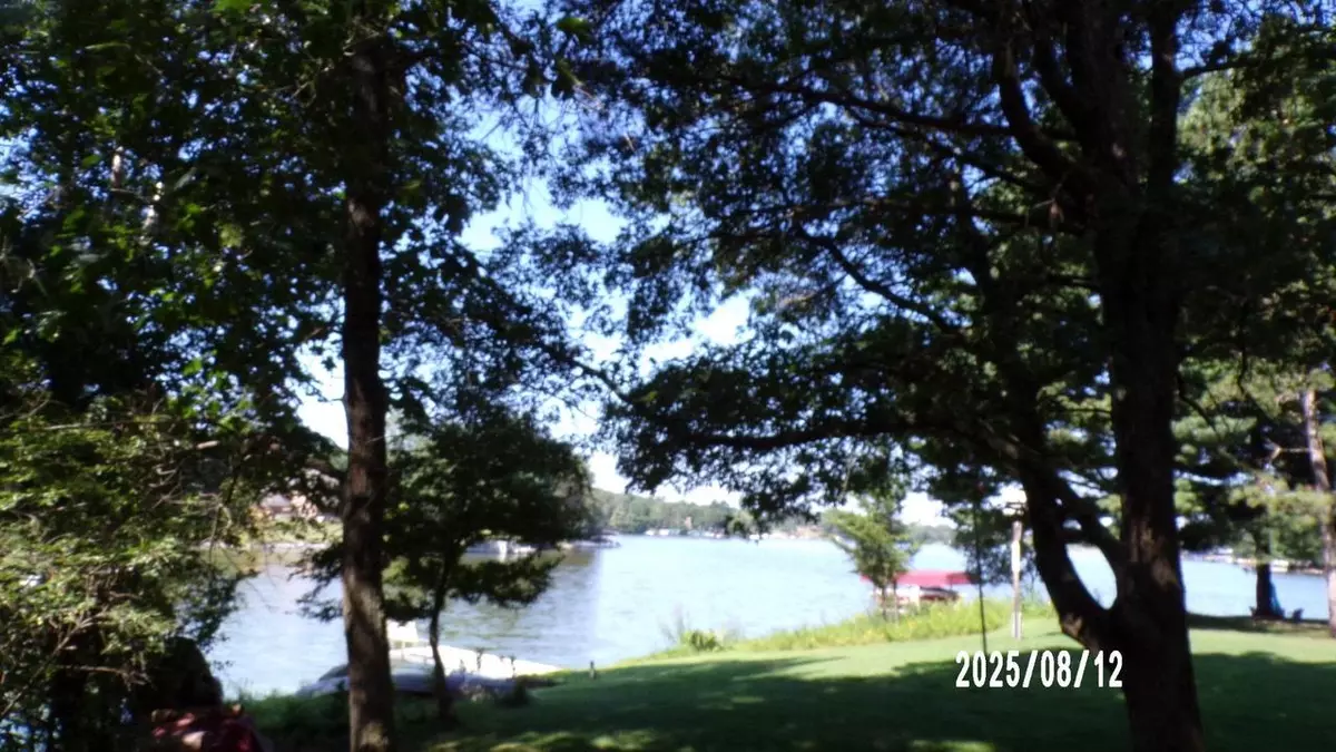 Nekoosa, WI 54457,1087 E Queens Way