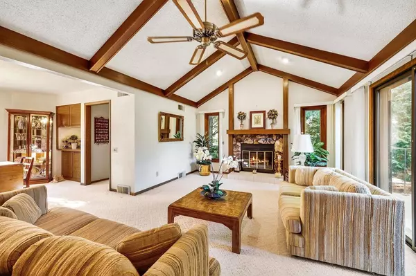 Middleton, WI 53562,5807 Woodcreek Lane #5807