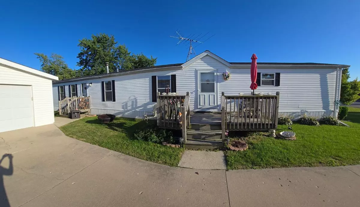 Union Grove, WI 53182,15941 Durand Avenue