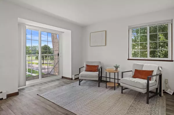 2124 Allen Boulevard #4, Middleton, WI 53562
