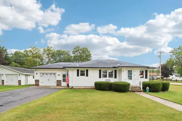 111 Don Street, Pardeeville, WI 53954