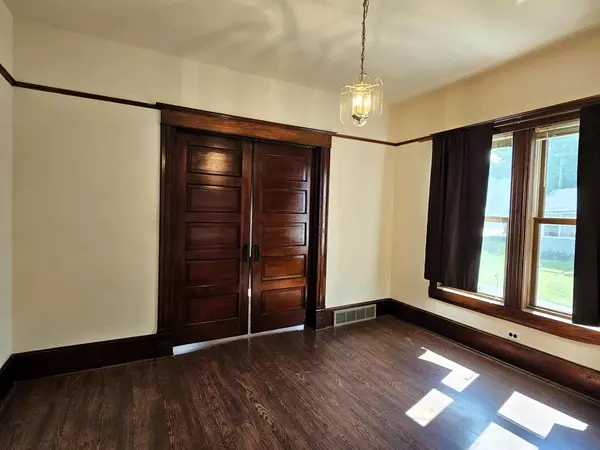 Viroqua, WI 54665,756 N Main Street