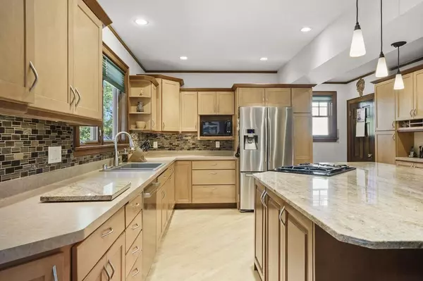 30 Virginia Terrace, Madison, WI 53726